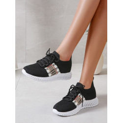 Plaid Print Lace up Front Running Shoes